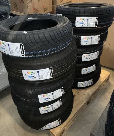 10 Stk. Dæk BARUM, Assorterede