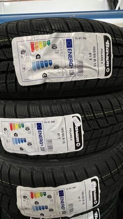 3 Stk. Dæk BARUM POLARIS 5 - 165/65 R 15 81 T