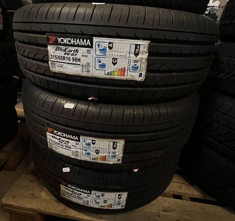 3 Stk. Dæk YOKOHAMA BLUEARTH ES - 215/65 R 16 98 H 