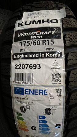 2 Stk. Dæk KUMHO WINTERCRAFT WP51 - 175/60 R15 81 T