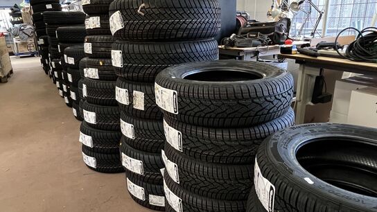 LYNAUKTION Vestsjællands Autodele ApS  - Dæk uden fælge