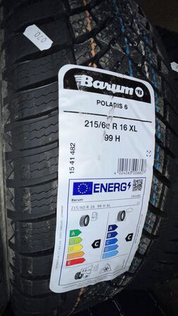 2 Stk. Dæk BARUM POLARIS 6 - 215/60 R 16 XL 99 H