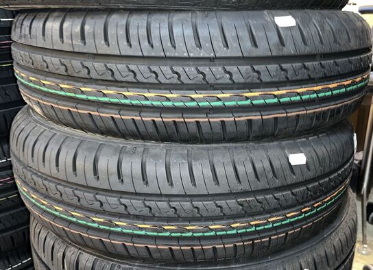 2 Stk. Dæk BARUM BRAVURIS 5HM - 165/70 R 14 81 T