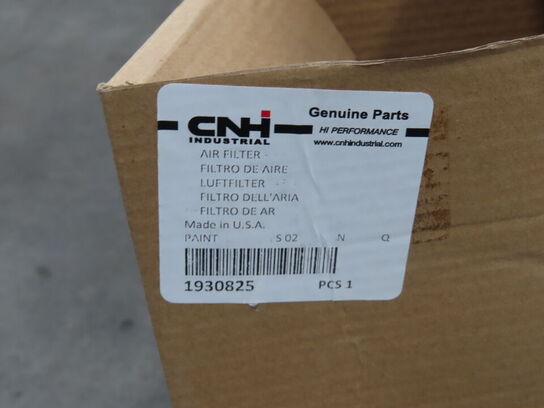 Palle med diverse Oliefilter + Luft filter CNH industrial