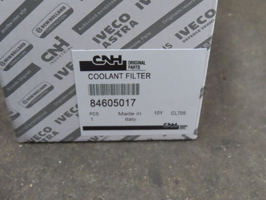 Palle med diverse Oliefilter CNH industrial