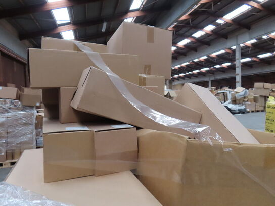 Palle med diverse Luft filter CNH industrial