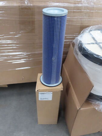 Palle med diverse Luft filter CNH industrial