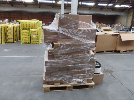 Palle med diverse Luft filter CNH industrial