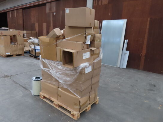 Palle med diverse Luft filter CNH industrial