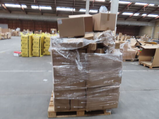 Palle med diverse Luft filter CNH industrial