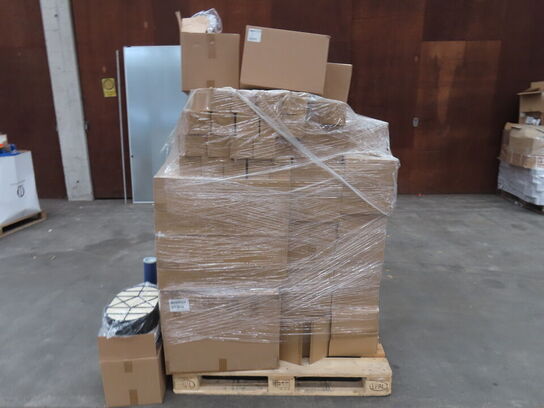 Palle med diverse Luft filter CNH industrial