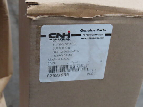 Palle med diverse Oliefilter + Luft filter CNH industrial