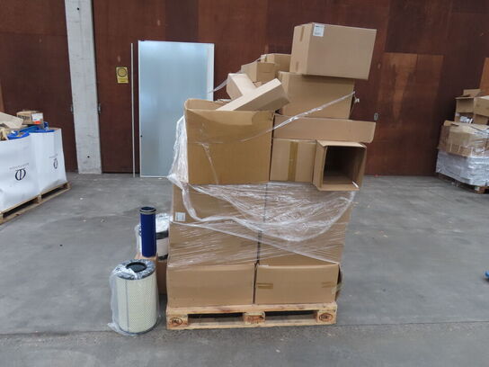 Palle med diverse Luft filter CNH industrial