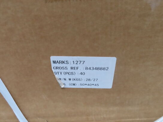 Palle med diverse Oliefilter + Luft filter CNH industrial