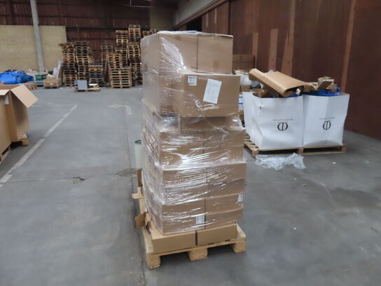 Palle med diverse Luft filter CNH industrial