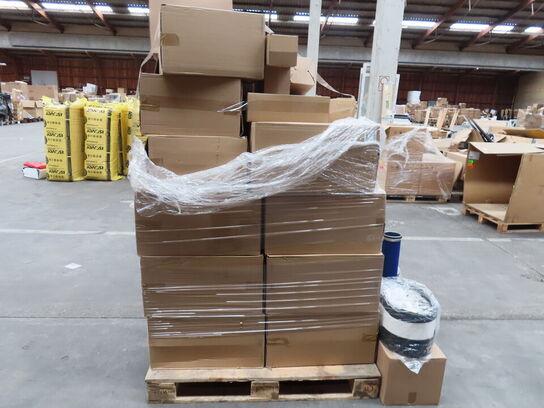 Palle med diverse Luft filter CNH industrial