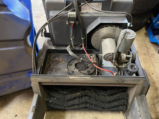 Gulvfejemaskine, adskildt