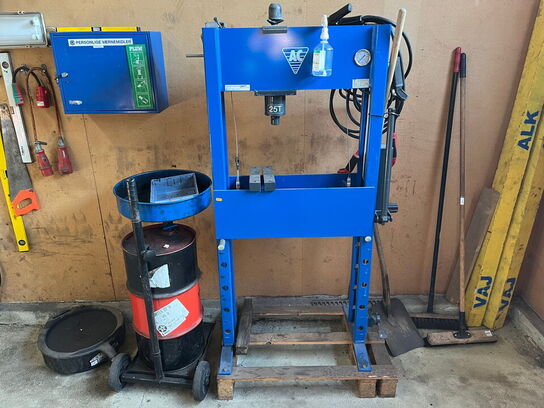 Hydralisk presse, AC Hydraulic