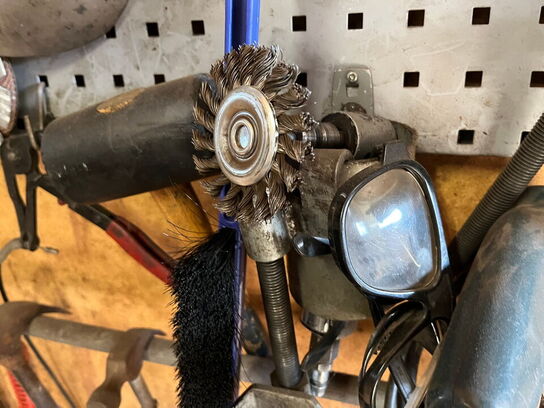 Værktøjstavle med indhold