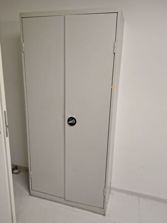 Metalskab
