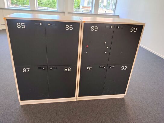 Fire lockers med hver fire rum 