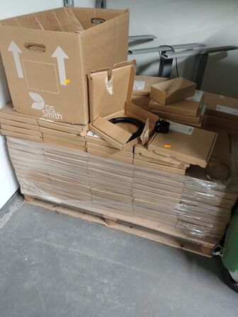 Ubrugte lampefødder, stort parti