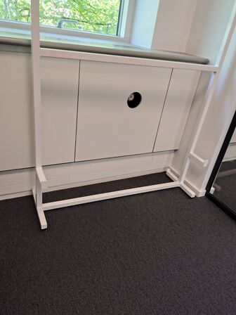 Præsentationsstativ i metal 