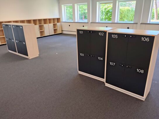 Fire lockers med hver fire rum 