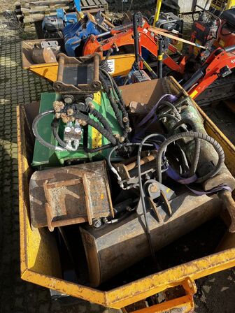 Hydraulisk slagleklipper m. Skovle og mejsel  BERNARDS BAUMASCHINEN CXF600