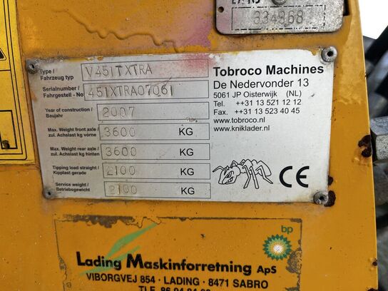 Kompakt hjullæsser GIANT V451TXTRA