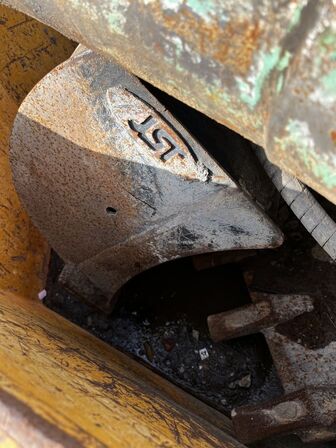 Hydraulisk slagleklipper m. Skovle og mejsel  BERNARDS BAUMASCHINEN CXF600