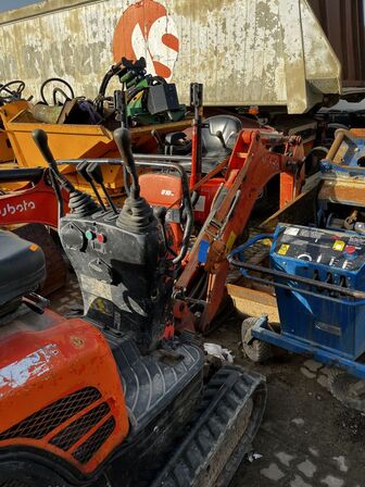 Minigraver KUBOTA K008-3