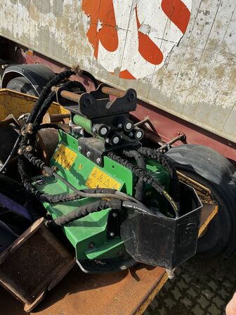 Hydraulisk slagleklipper m. Skovle og mejsel  BERNARDS BAUMASCHINEN CXF600