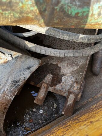 Hydraulisk slagleklipper m. Skovle og mejsel  BERNARDS BAUMASCHINEN CXF600