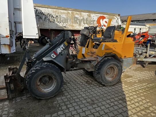 Kompakt hjullæsser GIANT V451TXTRA