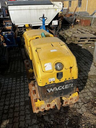 Fjernstyret rendevalse/vibrator WACKER NEUSON RT 82 SC