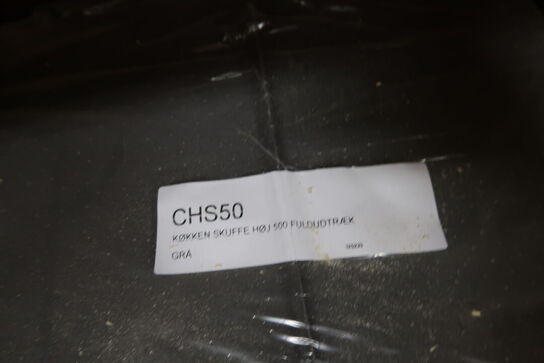 Palle med dele til køkkenskuffer