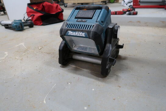 Arbejdslampe MAKITA DML811