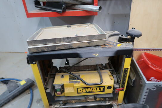 Tykkelseshøvl DEWALT DW733-QS