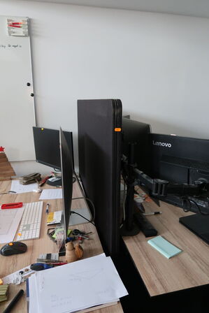 2 stk. afskærmningsvægge