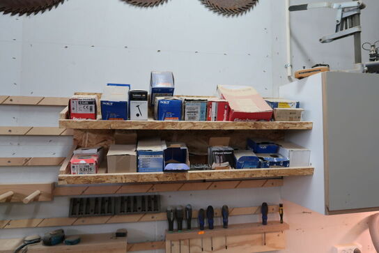 Div. Søm, skruer, værktøj