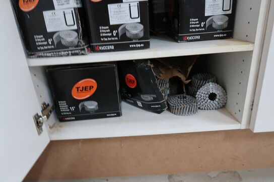 Div. Kasser med søm TJEP