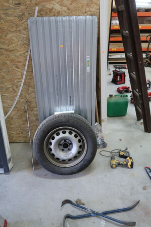 Dæk samt tagplader LEWIS