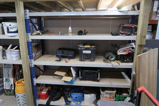 2 fag lagerreoler uden indhold (læs beskrivelse)