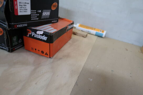 4 kasser søm TJEP, PASLODE