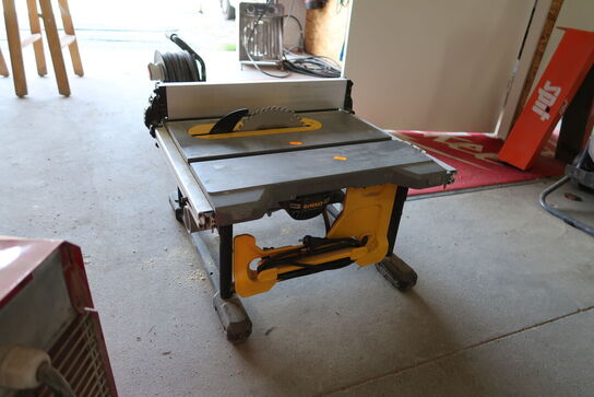 Bordrundsav DEWALT DWE7485-QS