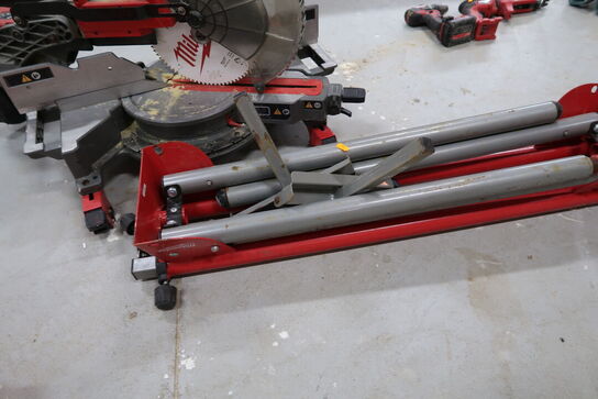 Kap-/geringssav MILWAUKEE M18 FMS254 med arbejdsbord