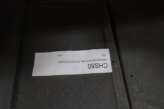 Palle med dele til køkkenskuffer