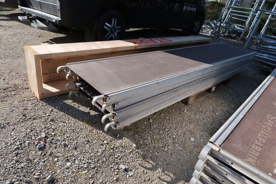 Div. Bukkestillads samt 10 stk. stilladsdæk