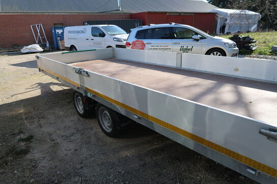 Multi trailer EDUARD 5022-3000 5022-4-pb30-300-63/300